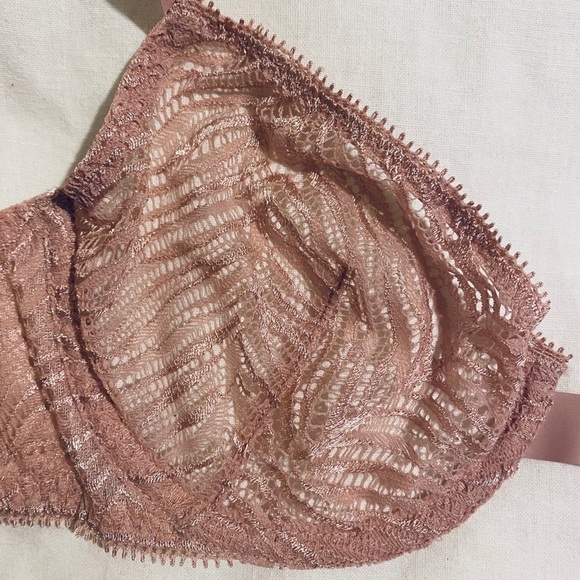 Victoria’s Secret VERY SEXY 3-piece set! 32C Bra & x-small Panties - Picture 5 of 10